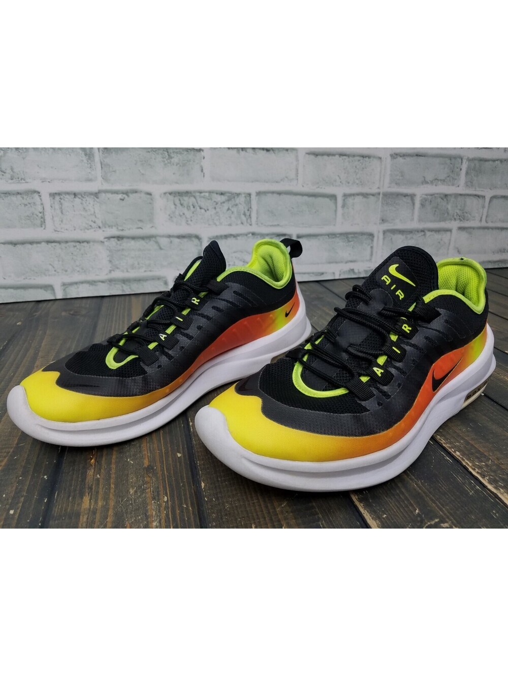 Nike Air Max Axis Premium Sunset Shoes Black Volt Orange AA2148-006 Mens Size 8